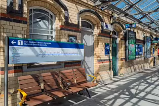 DUNDALK CLARKE RAILWAY STATION [A PHOTOGRAPHIC FIRST FOR ME - 16 MAY 2025]-251331-1