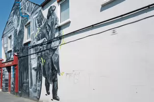 EXAMPLES OF STREET ART IN DUNDALK [I HAD TO ABANDON THIS SESSION BUT WILL RETURN AT A LATER DATE]-251403-1