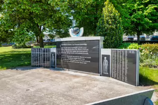 THE DUNDALK WORLD WAR I MEMORIAL CONTROVERSY [THE BACKGROUND AND OUTCOME]-251395-1