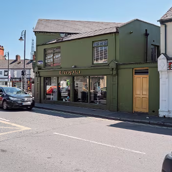 ANNE STREET DUNDALK Anne Street, a thoroughfare of considerable historical and architectural merit in Dundalk, County Louth, forms the...
