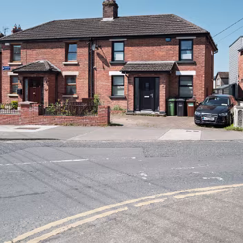 CARRICKMACROSS ROAD 16 MAY 2025 The 19th and 20th centuries witnessed the transformation of Carrickmacross Road from what was likely a primarily rural...