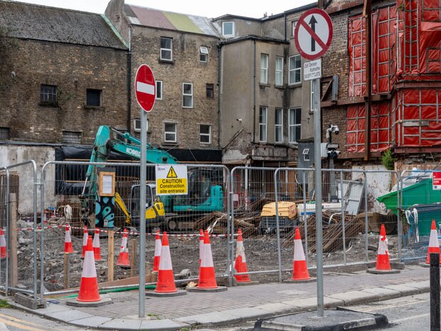 NEW HOTEL ON THE WAY