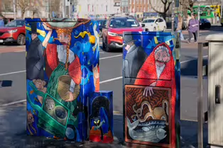 PAINT-A-BOX STREET ART [MOLLY MALONE AT O'CONNELL BRIDGE IN DUBLIN]-249169-1