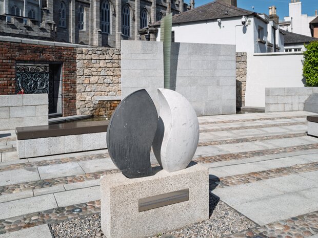 GARDA MEMORIAL GARDEN