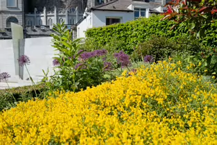 THE GARDA MEMORIAL GARDEN [LOCATED WITHIN THE DUBHLINN GARDENS AT DUBLIN CASTLE]-251244-1
