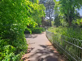 PALMERSTON PUBLIC PARK [IN THE DUBLIN SUBURB OF DARTRY]-251145-1