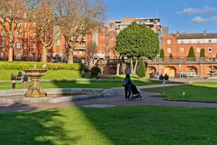 ST PATRICK'S PUBLIC PARK [BESIDE THE FAMOUS AND HISTORIC CATHEDRAL]-248586-1