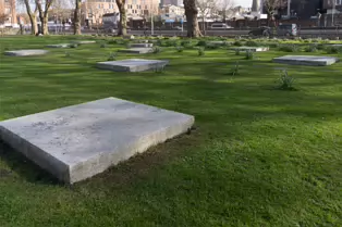 THE CROPPIES ACRE MEMORIAL PARK [AT THE MUSEUM LUAS TRAM STOP ON BENBURB STREET]-248754-1