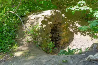 NOW REFERRED TO AS A WISHING WELL [ORIGINALLY ST ANN'S HOLY WELL]-250618-1