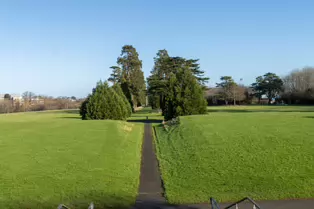 SANTRY DEMESNE PUBLIC PARK [THE PHOENIX FOLLY AND THE VIEWING AREA]-246942-1