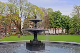 THE VERY OLD FOUNTAIN AT WILTON PARK [PHOTOGRAPHED APRIL 2025]-250111-1