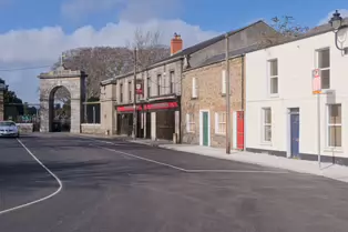 JOHN KAVANANAGH'S GRAVEDIGGERS PUB [AT PROSPECT SQUARE]-248345-1
