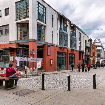 LUIGI MALONES CEASED TRADING TODAY Myself and a group of friends met up for a meal at Luigi Malones once a week for about seven years (2000 - 2008) so I...