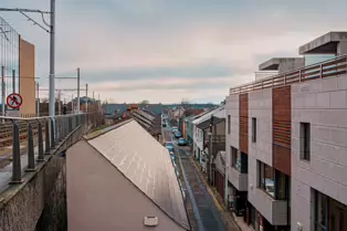CHARLEMONT LUAS TRAM STOP [ON A REALLY COLD DAY IN JANUARY 2025 I VISITED THE NEARBY DESI CREW RESTAURANT]-246332-1