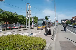 RIALTO TRAM STOP AT GLENMALURE VILLAS - JAMES'S WALK [WEDNESDAY 14 MAY 2025]-251226-1