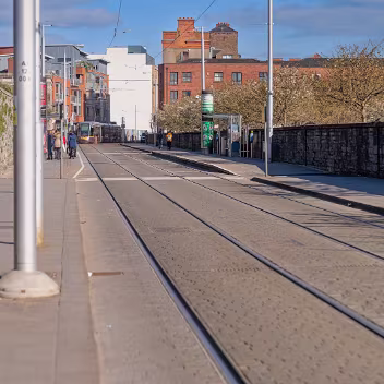 MUSEUM TRAM STOP The Museum Luas stop on Benburb Street serves as a vital access point to a significant cultural and historical area of...