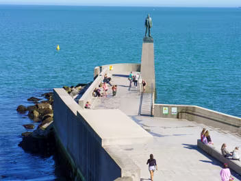DUN LAOGHAIRE BATHS Dún Laoghaire Baths, a beloved landmark with a rich history, has recently undergone a major redevelopment project,...