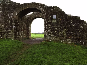 CHRISTMAS 2006 VISIT TO TRIM Explore Trim, County Meath’s premier heritage town. From the cinematic heights of Trim Castle to the tranquil River...