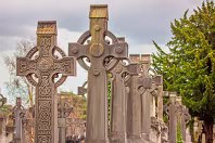 THE OLDER SECTION OF GLASNEVIN CEMETERY [FEATURES MANY CELTIC AND HIGH CROSSES]-236392-1