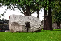 THE OLDER SECTION OF GLASNEVIN CEMETERY [FEATURES MANY CELTIC AND HIGH CROSSES]-236400-1