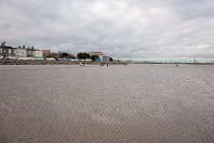 SANDYMOUNT STRAND AS IT WAS IN 2008 [AVOID THE END NEAREST MERRION STRAND EVEN NOW IN 2024]-235946-1
