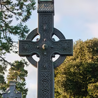 WHY I CHOOSE LANDSCAPE OVER PORTRAIT ALMOST ALL OFF THE TIME [THE GLASNEVIN CEMETERY SQUARE CROP EXPERIMENT]-269470