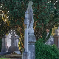 WHY I CHOOSE LANDSCAPE OVER PORTRAIT ALMOST ALL OFF THE TIME [THE GLASNEVIN CEMETERY SQUARE CROP EXPERIMENT]-269513