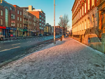 JANUARY SNOW 2010 A personal account of severe winter weather disruptions traveling between Brussels and Dublin during Ireland's historic...