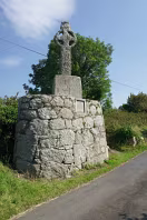 HIGH CROSS NEAR TULLY CHURCH [DISCOVERED AND SAVED BY JAMES F GREHAN]-235979-1 SONY DSC