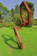 STEVE DOODY - HEXAGON - COULD BE IT BE STEEL [SCULPTURE IN CONTEXT 2014]-235071-1