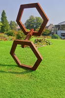 STEVE DOODY - HEXAGON - COULD BE IT BE STEEL [SCULPTURE IN CONTEXT 2014]-235072-1