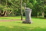 NOMADIC FAMILY BY BLESSING SANYANGA [SCULPTURE IN CONTEXT 2014]-235066-1