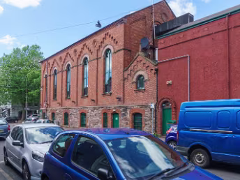 BELFAST EMPIRE MUSIC HALL The Belfast Empire Music Hall, located at the junction of Cameron Street and Botanic Avenue, has a fascinating history...