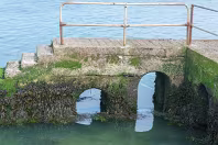 CLONTARF PIER AND SLIPWAY [NEAR THE CLONTARF YACHT CLUB]-244434-1