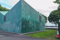 THE 2004 PUMPING STATION IN CLONTARF [A RATHER INTERESTING BUILDING]-244402-1