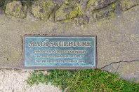 MAOI SCULPTURE IN CLONTARF [REPLICA OF ONE OF THE EASTER ISLAND STATUES]-244420-1