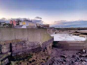 DUN LAOGHAIRE BATHS