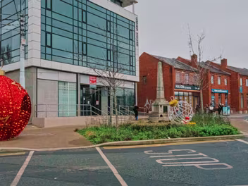 DUNDRUM VILLAGE