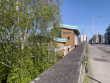 DOCKLANDS STATION