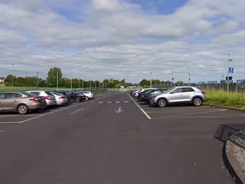NEWBRIDGE TRAIN STATION