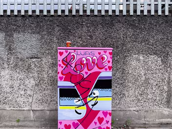 LUAS KISS BY AMY CAULFIELD