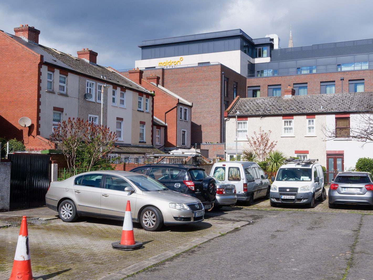THE CABBAGE PATCH [NEW STREET GARDENS AND CATHEDRAL LANE] 003