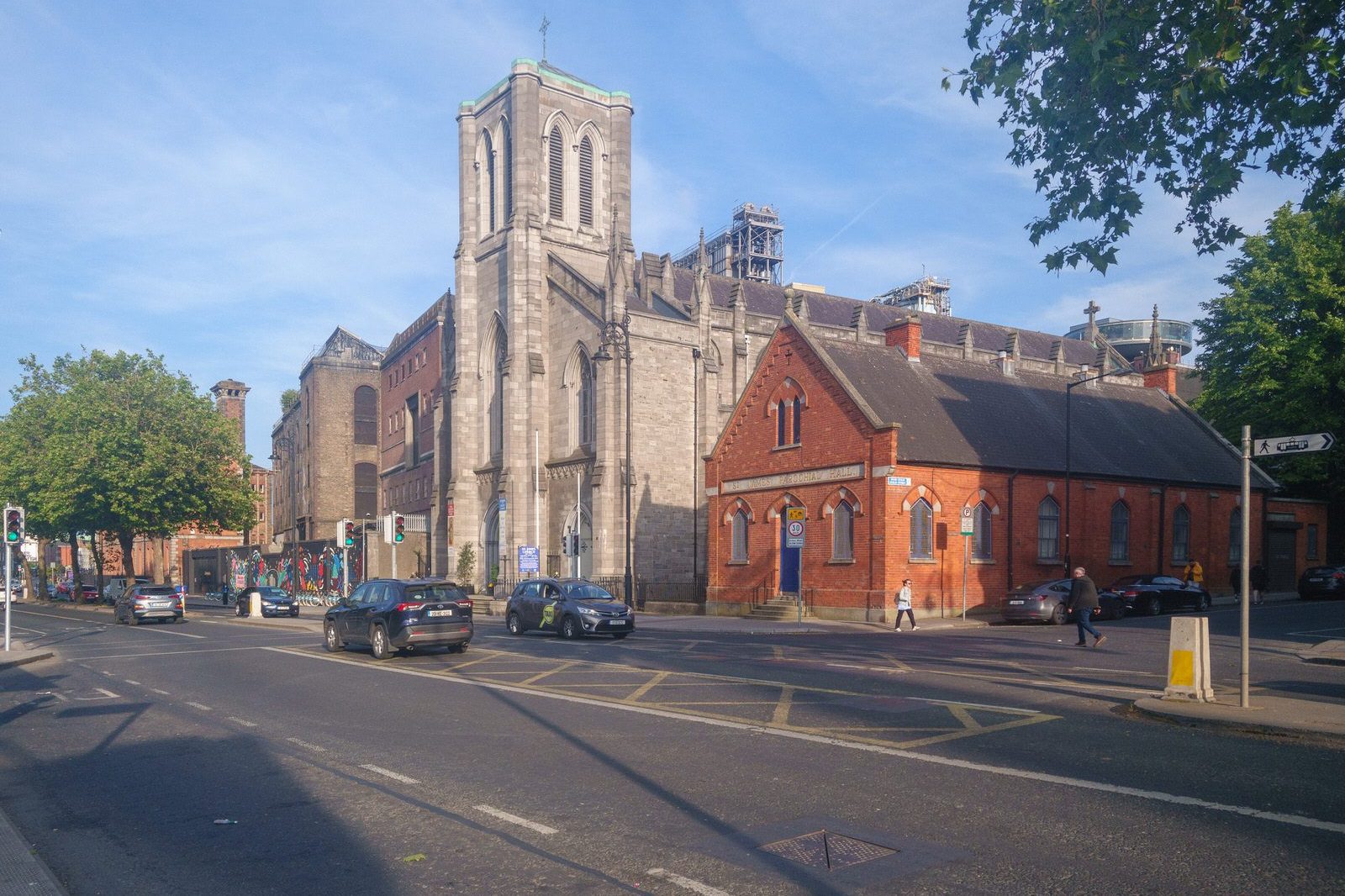 I WALKED FROM BOW LANE WEST TO THE CORNMARKET AREA [VIA JAMES STREET AND THOMAS STREET] 039
