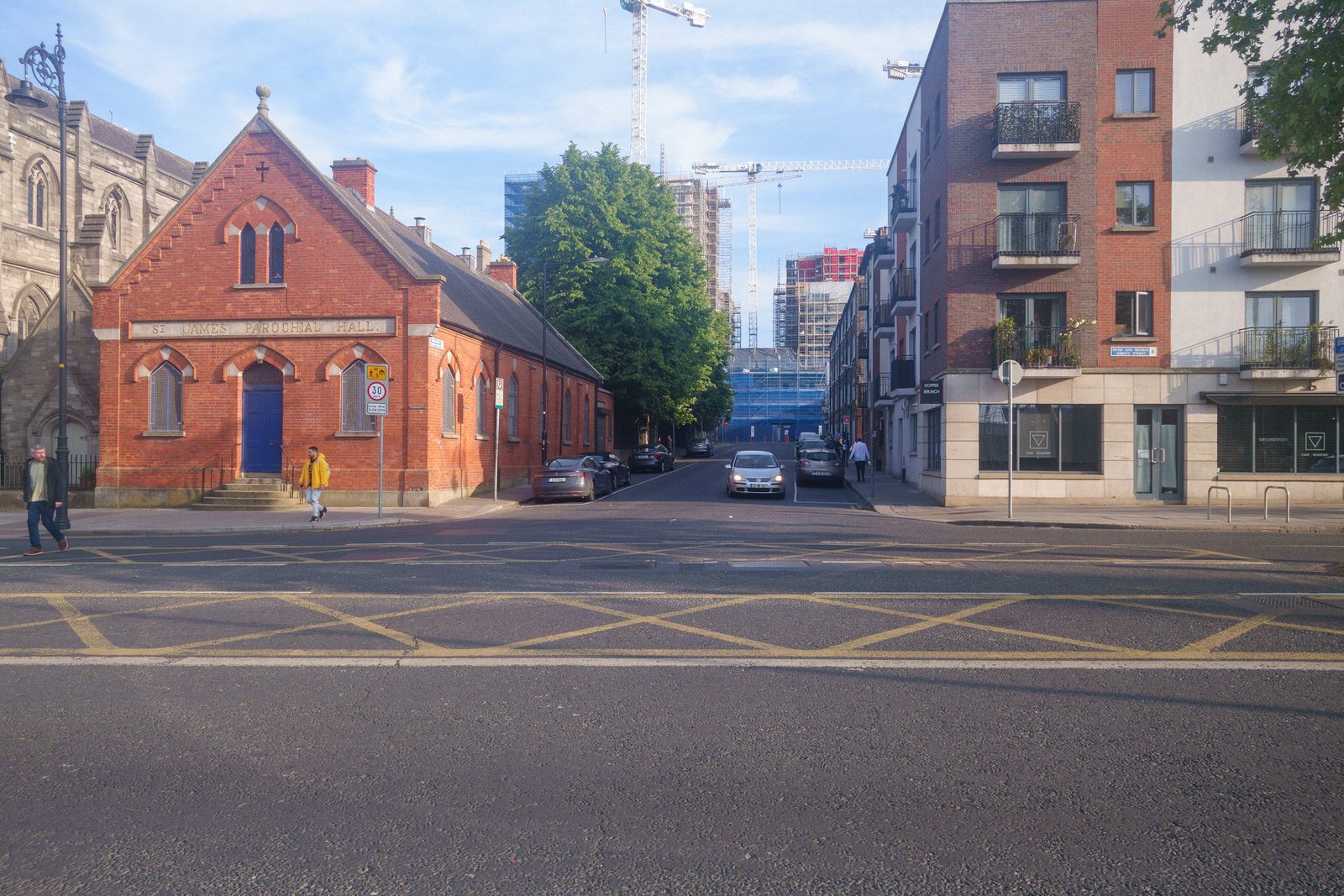 I WALKED FROM BOW LANE WEST TO THE CORNMARKET AREA [VIA JAMES STREET AND THOMAS STREET] 040
