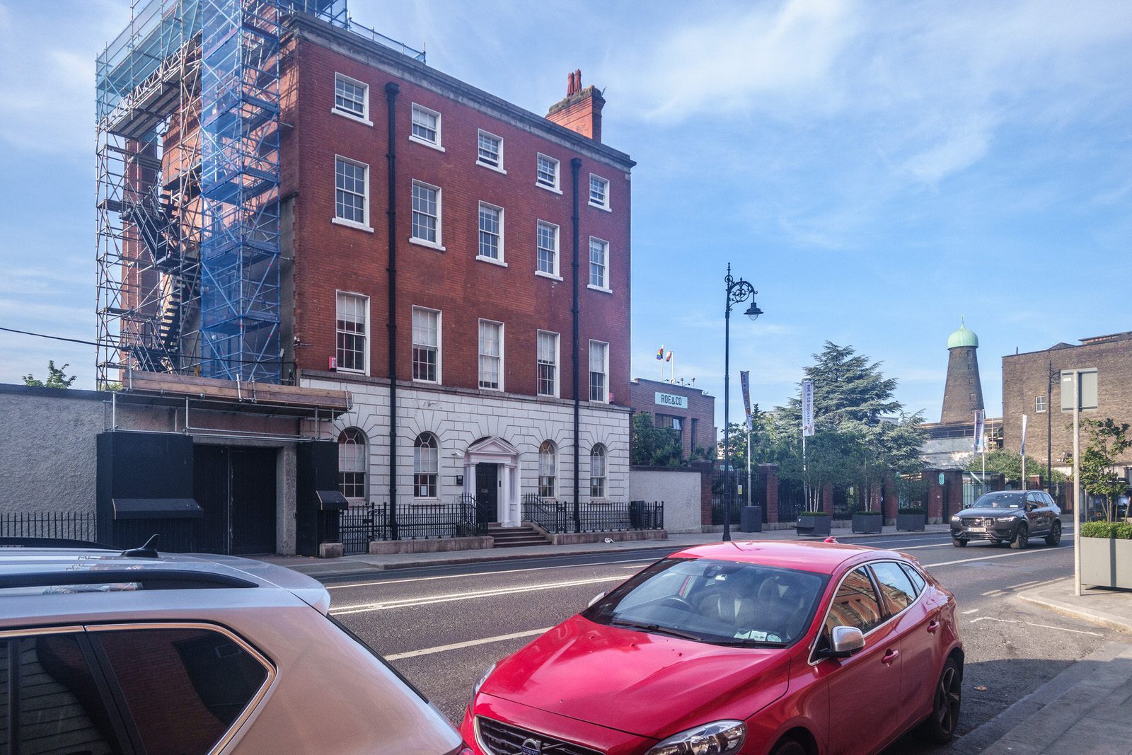 I WALKED FROM BOW LANE WEST TO THE CORNMARKET AREA [VIA JAMES STREET AND THOMAS STREET] 044