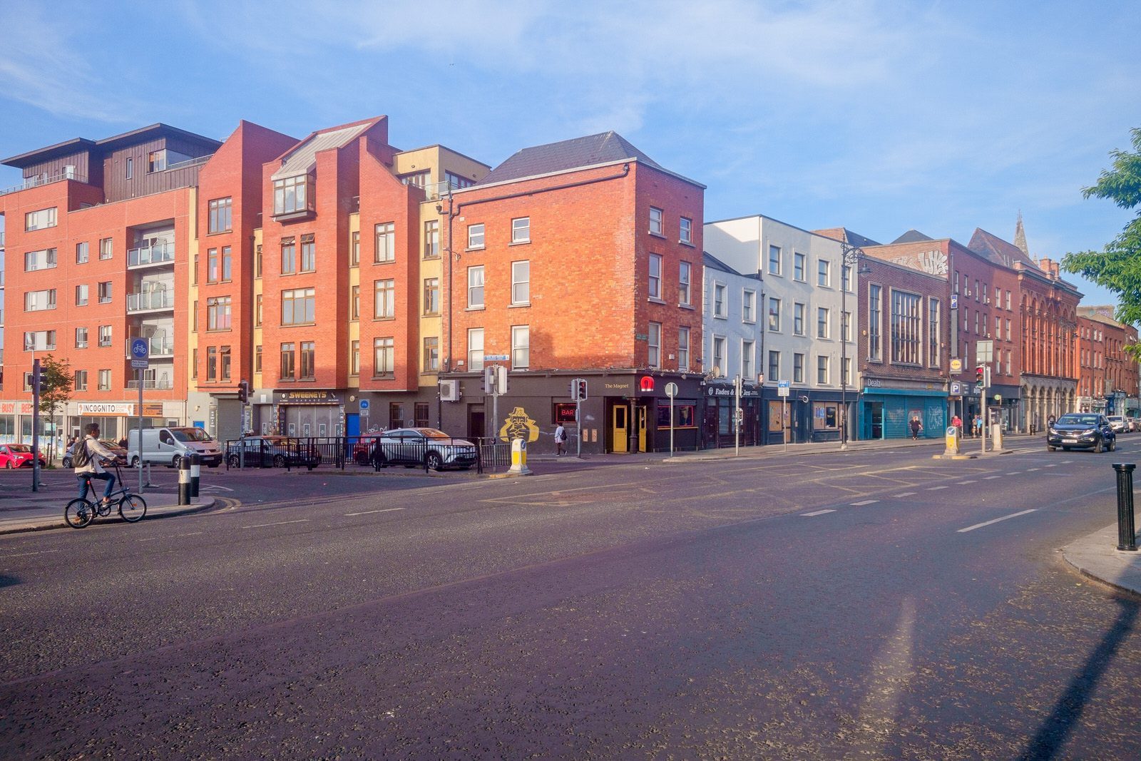 I WALKED FROM BOW LANE WEST TO THE CORNMARKET AREA [VIA JAMES STREET AND THOMAS STREET]