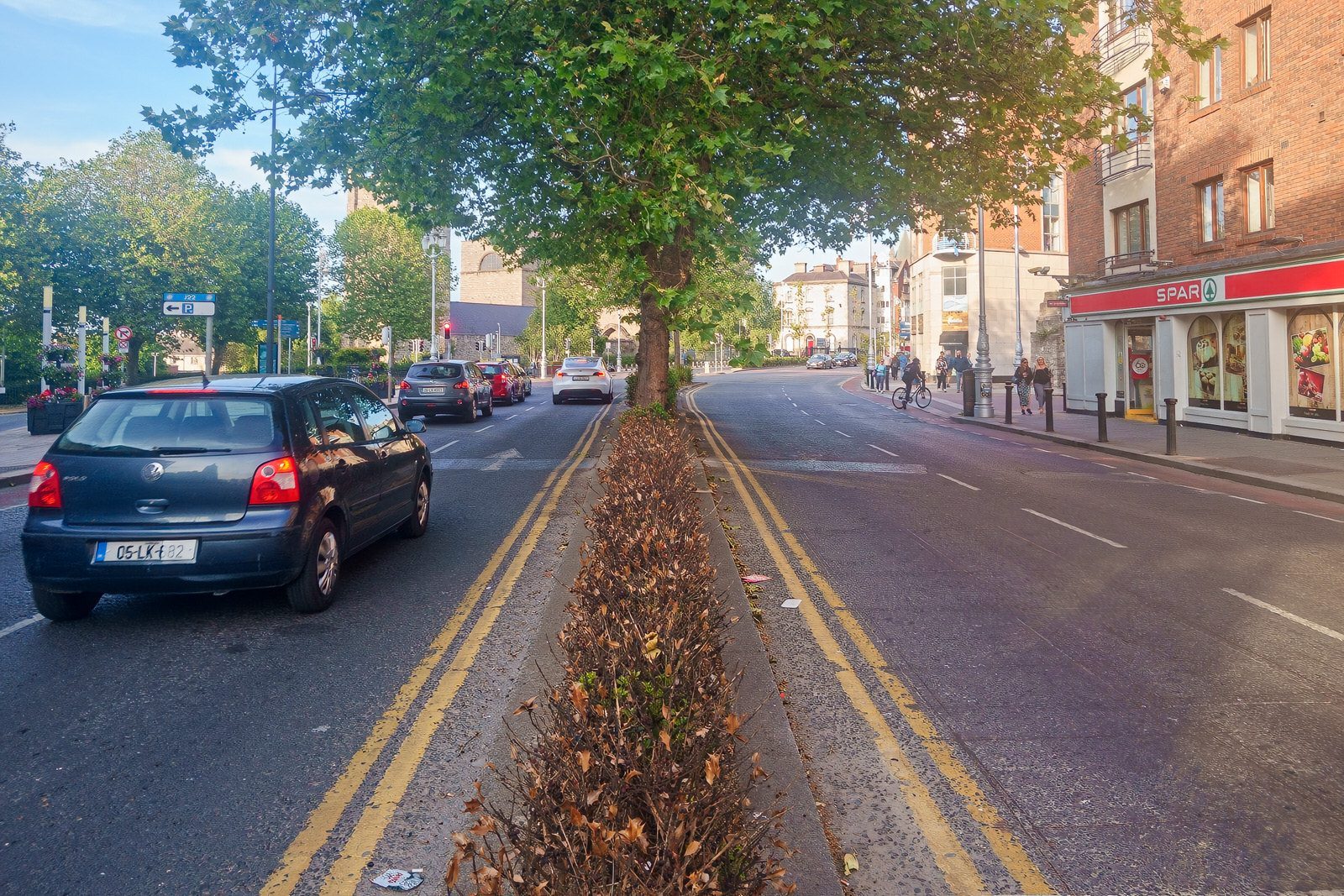 I WALKED FROM BOW LANE WEST TO THE CORNMARKET AREA [VIA JAMES STREET AND THOMAS STREET] 012