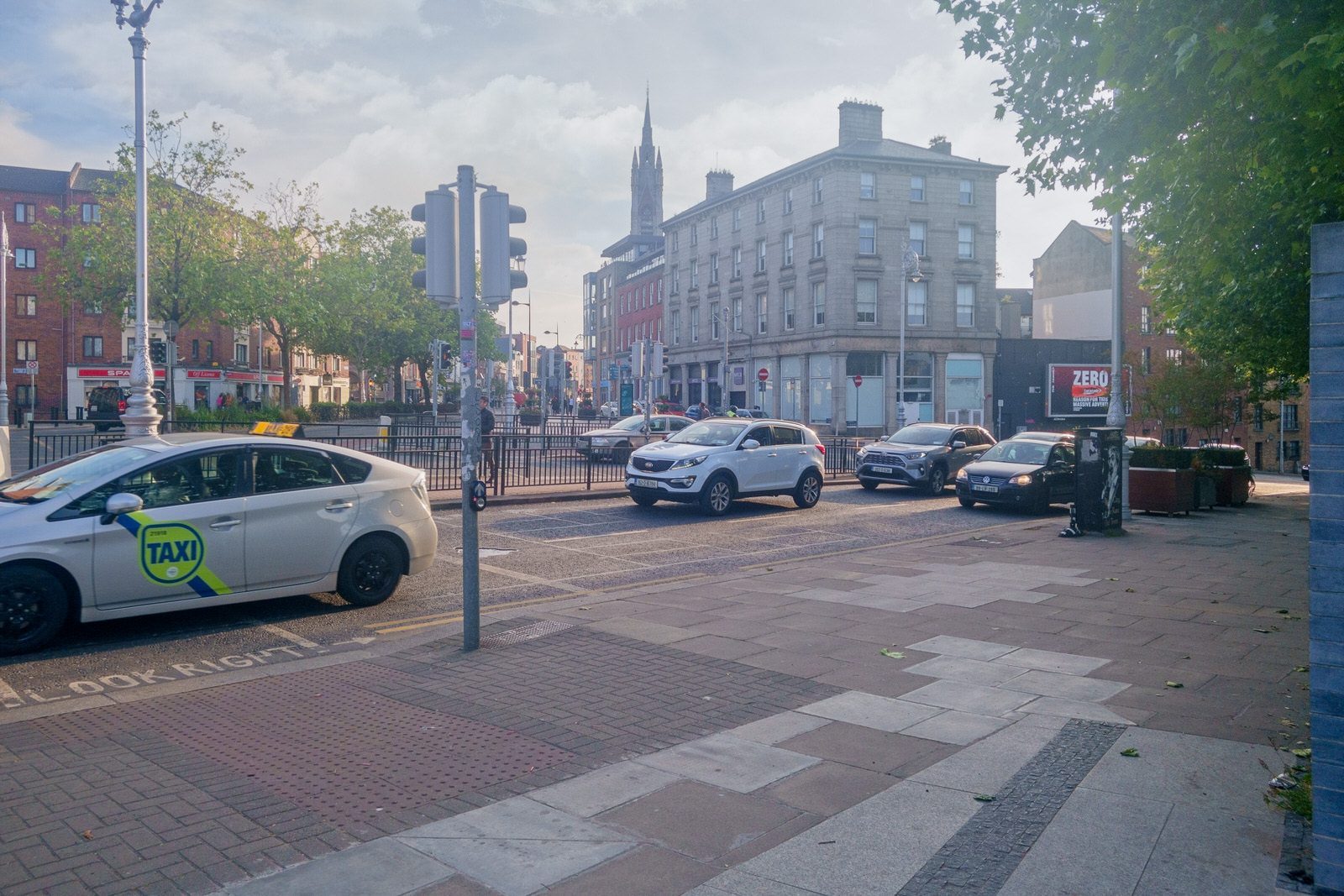 I WALKED FROM BOW LANE WEST TO THE CORNMARKET AREA [VIA JAMES STREET AND THOMAS STREET] 007