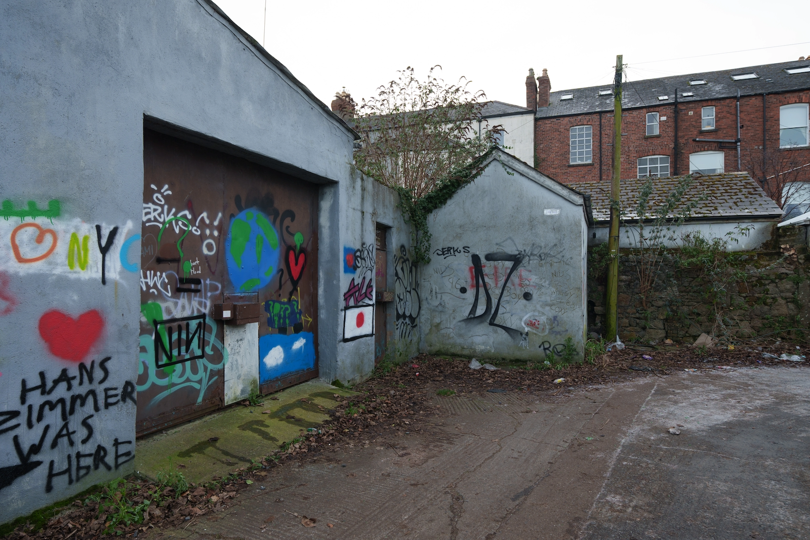 THIS ONCE WAS HEN AND CHICKEN LANE [MOUNT DRUMMOND AVENUE]-227281-007